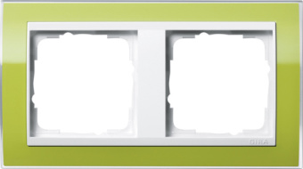 Gira 0212 743 Установочная рамка Gira Event Clear Зеленый  промежуточной рамкой белого глянцевого цвета